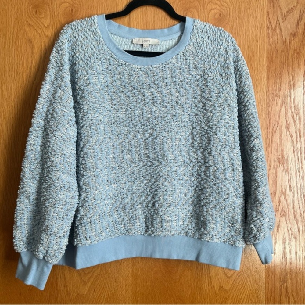 Loft size XL blue textured knotty long sleeve top